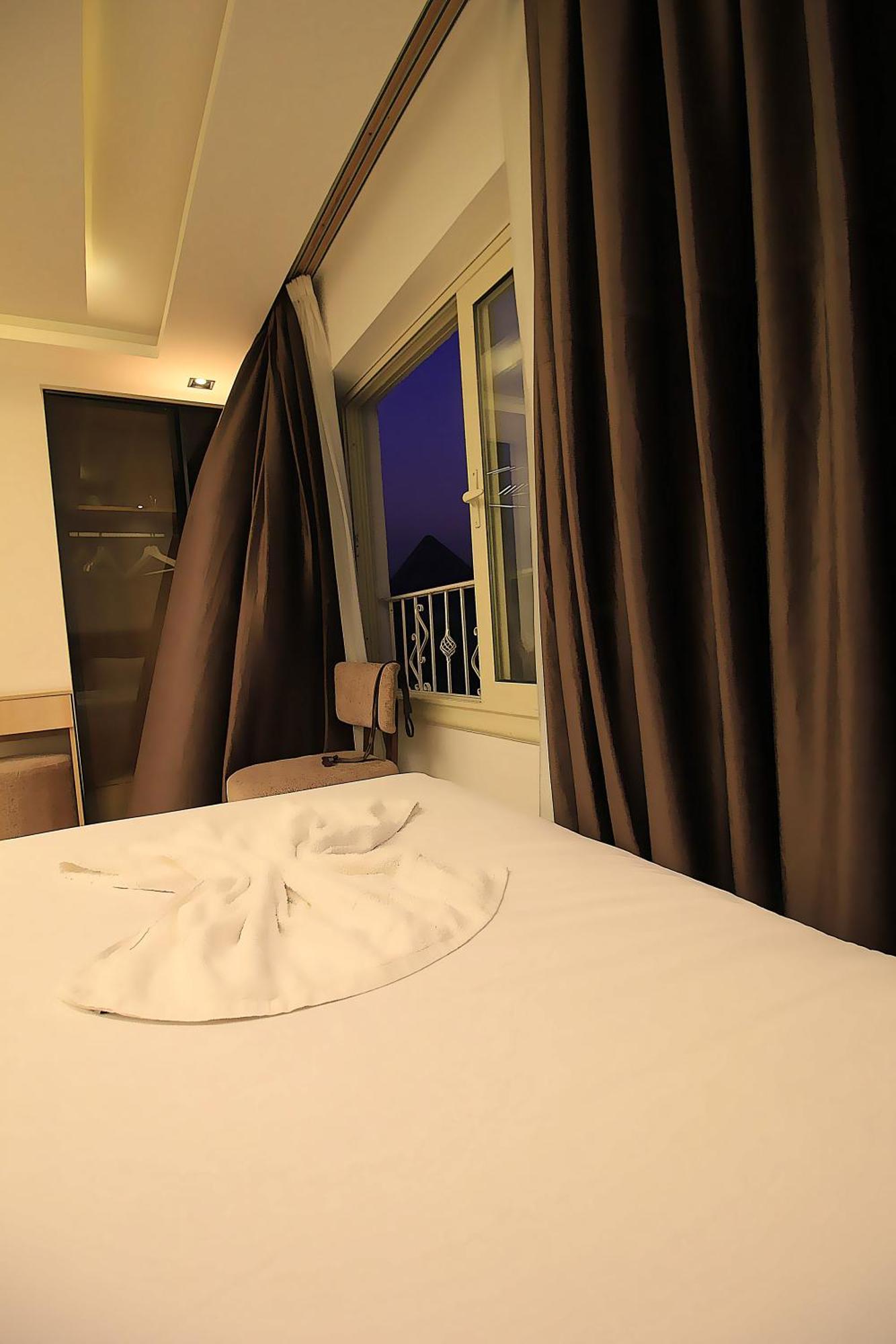 The Platinum Pyramid View Inn Kafret el-Gabal Exterior photo